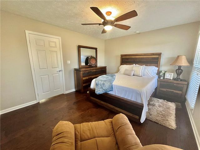 2660 Sandy Creek Circle, Loganville, GA 30052