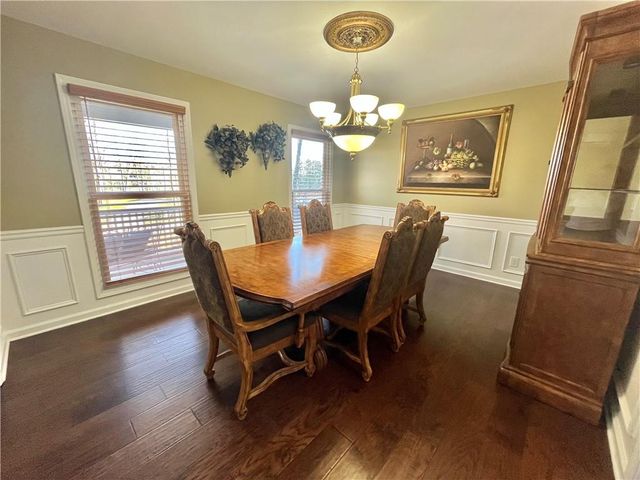 2660 Sandy Creek Circle, Loganville, GA 30052