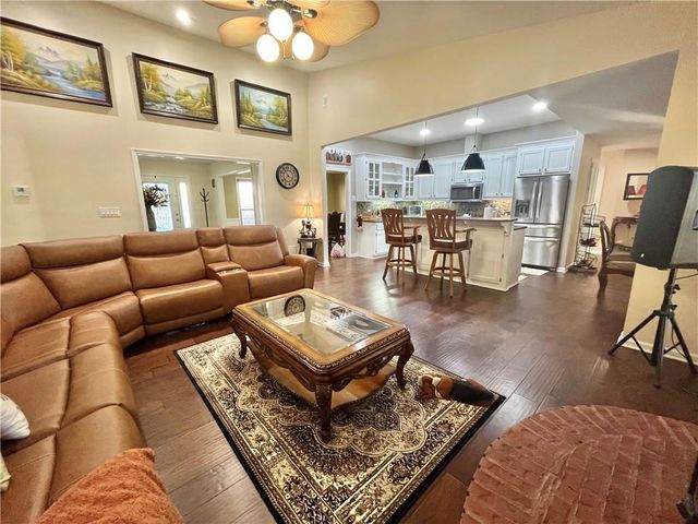 2660 Sandy Creek Circle, Loganville, GA 30052