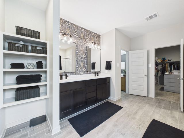 518 Campbell Drive, League City, TX 77573