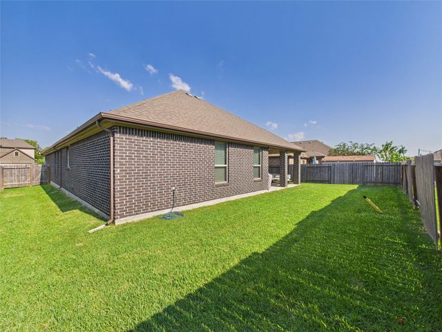 518 Campbell Drive, League City, TX 77573