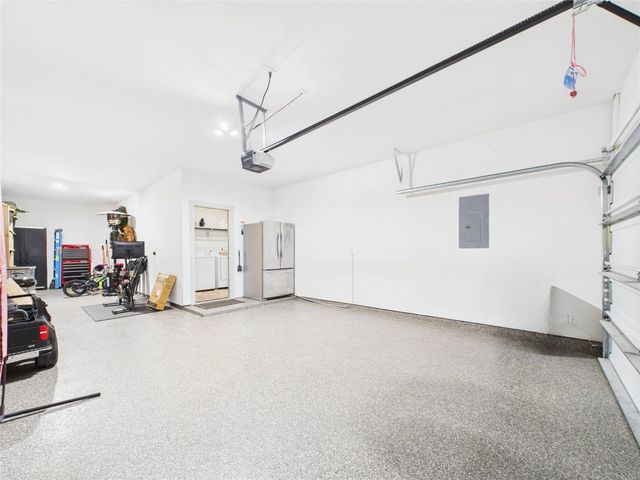 518 Campbell Drive, League City, TX 77573