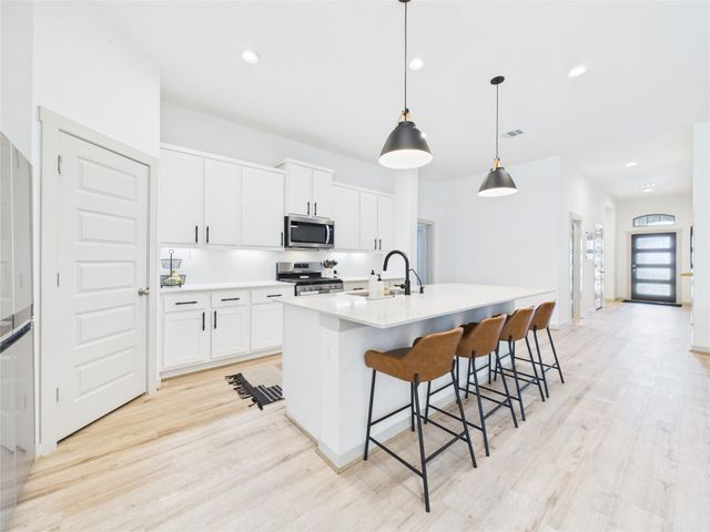 518 Campbell Drive, League City, TX 77573