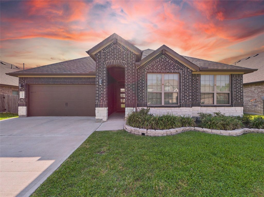 518 Campbell Drive, League City, TX 77573