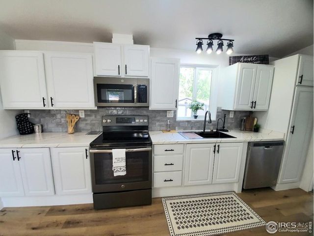 420 E 57th St 223, Loveland, CO 80538