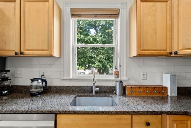 124-126 Minden St 126-2, Boston, MA 02130