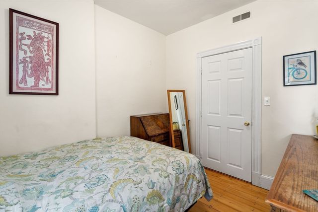 124-126 Minden St 126-2, Boston, MA 02130