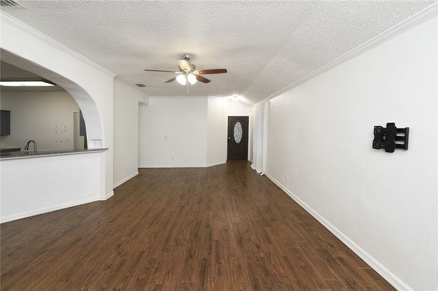 911 La Mirada, Portland, TX 78374