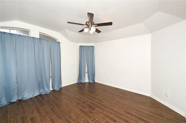 911 La Mirada, Portland, TX 78374