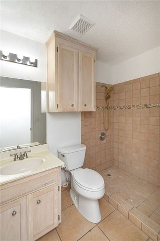 911 La Mirada, Portland, TX 78374