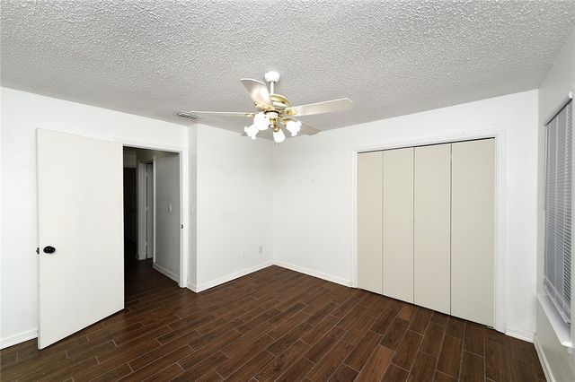 911 La Mirada, Portland, TX 78374