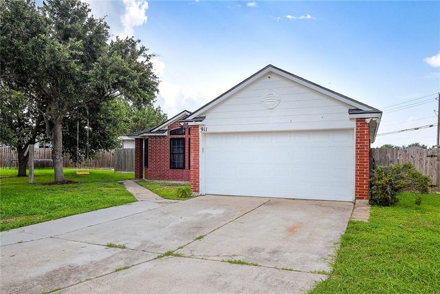 911 La Mirada, Portland, TX 78374