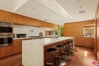 840 Leonard Road, Los Angeles, CA 90049