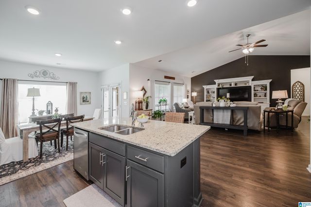 1050 MOUNTAIN LAUREL CIRCLE, Moody, AL 35004