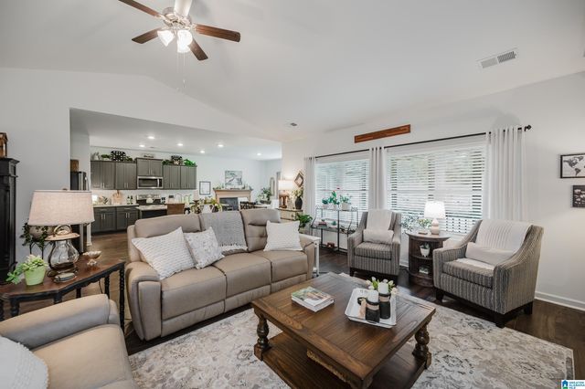 1050 MOUNTAIN LAUREL CIRCLE, Moody, AL 35004