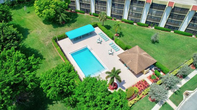 23345 Carolwood Lane 205, Boca Raton, FL 33428