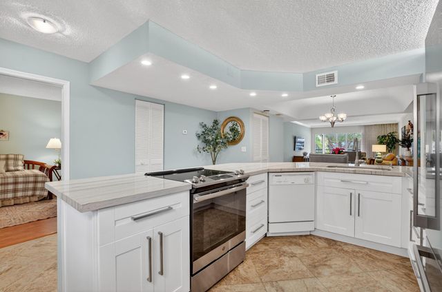 23345 Carolwood Lane 205, Boca Raton, FL 33428