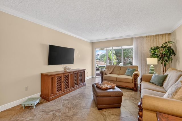 23345 Carolwood Lane 205, Boca Raton, FL 33428