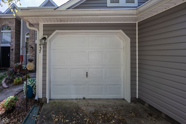 7437 Oceanline Drive, Indianapolis, IN 46214