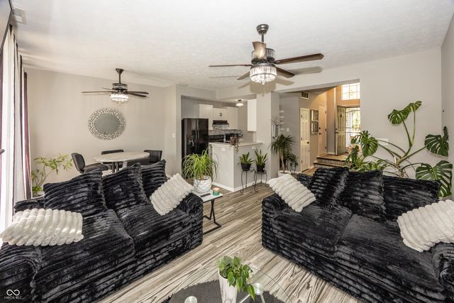 7437 Oceanline Drive, Indianapolis, IN 46214