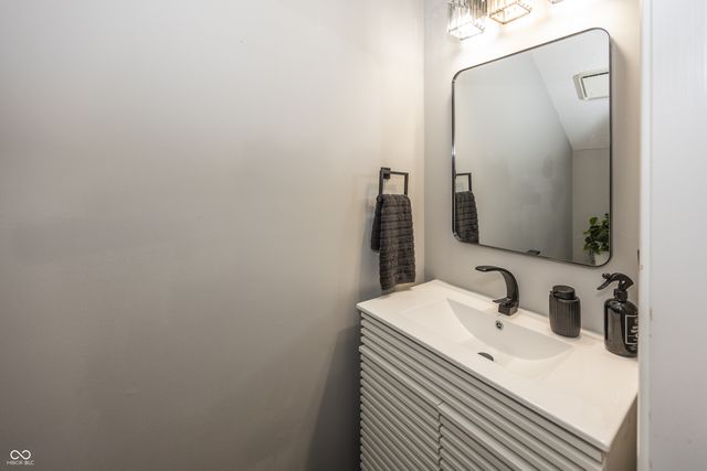7437 Oceanline Drive, Indianapolis, IN 46214