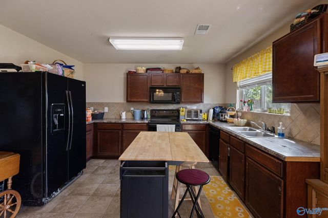 15199 Mill Valley Drive, Athens, AL 35613