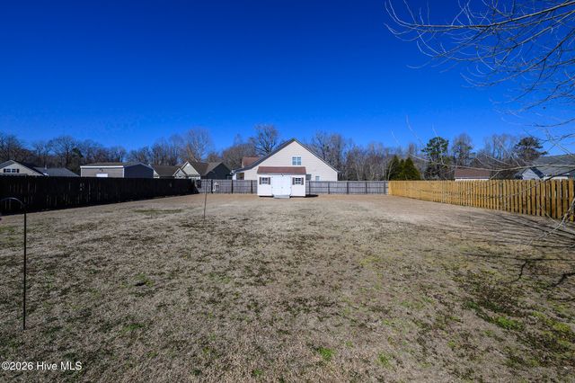 105 Fernie Lane, New Bern, NC 28560