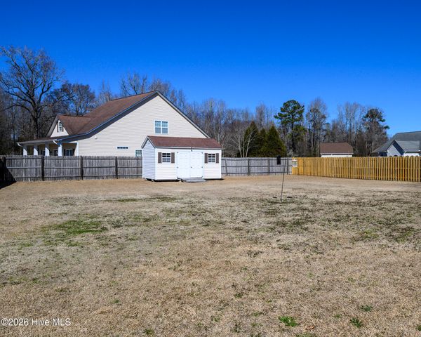 105 Fernie Lane, New Bern, NC 28560