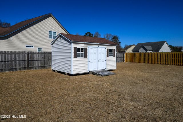 105 Fernie Lane, New Bern, NC 28560