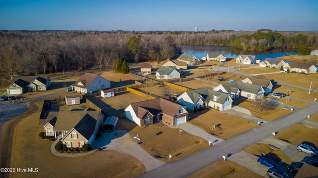 105 Fernie Lane, New Bern, NC 28560