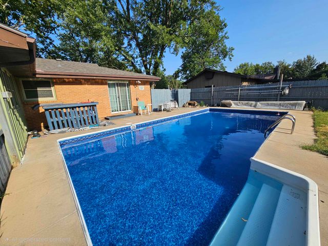 1747 N Sabin St, Wichita, KS 67212