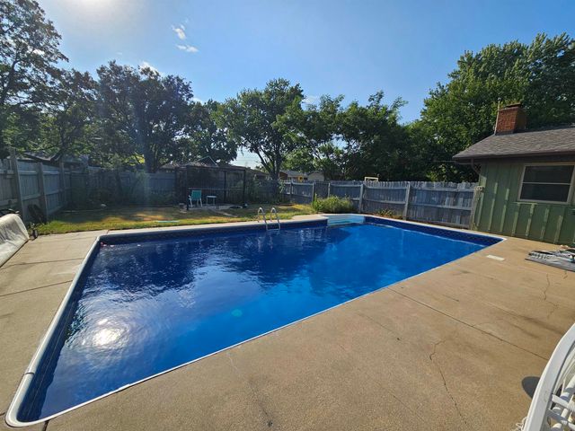 1747 N Sabin St, Wichita, KS 67212