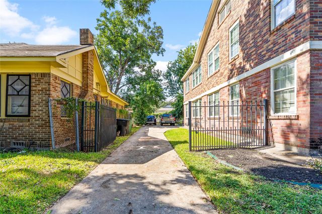 3102 Isabella Street, Houston, TX 77004