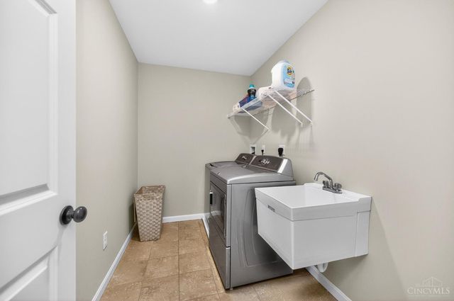 3595 Crowtrack Drive, Mason, OH 45036