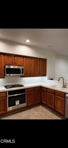 273 Camino Toluca, Camarillo, CA 93010