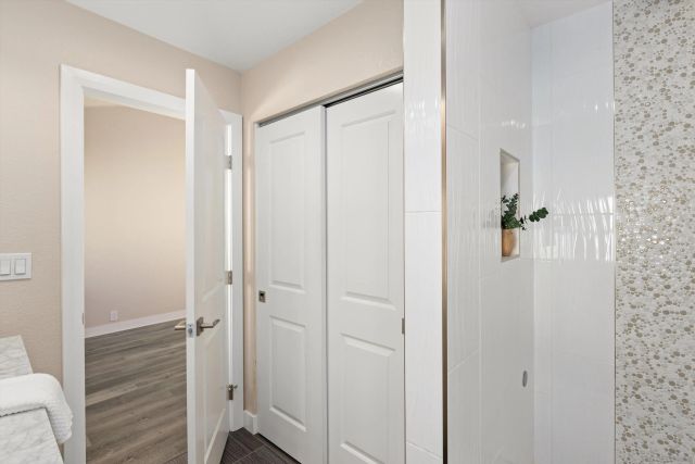 1913 Alga Rd A, Carlsbad, CA 92009