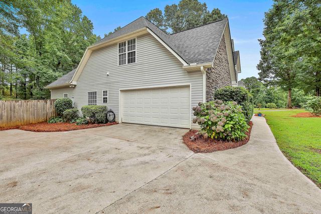 210 Gaelic Way, Tyrone, GA 30290