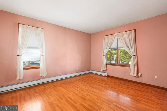 139 W ASHLAND ST, Doylestown, PA 18901