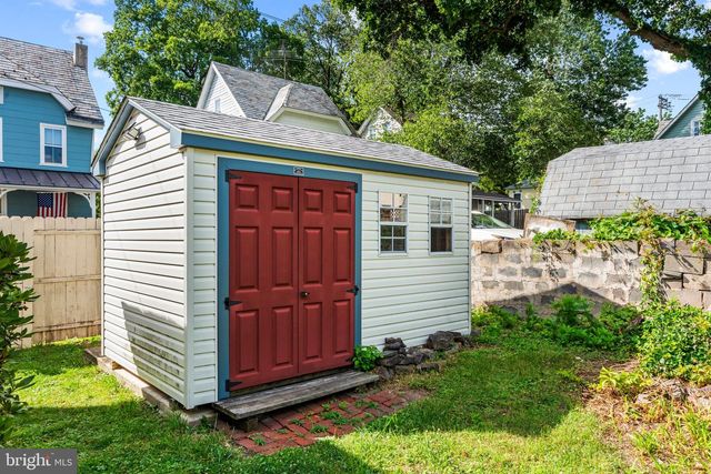 139 W ASHLAND ST, Doylestown, PA 18901
