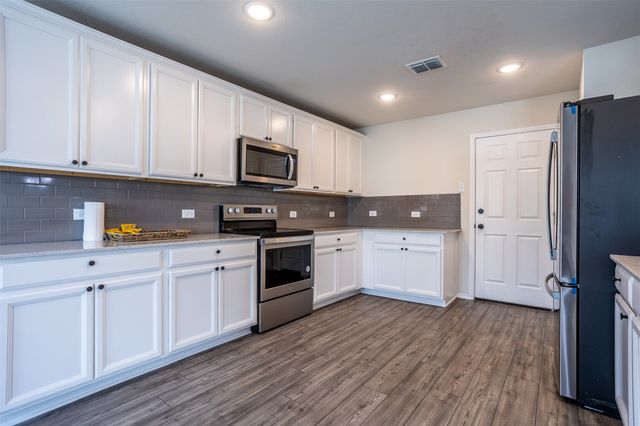 1544 Vega Drive, Forney, TX 75126