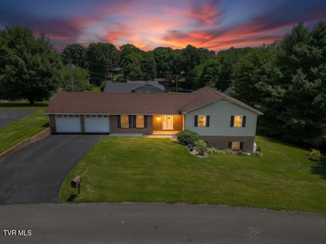 44 Deel Street, Lebanon, VA 24266