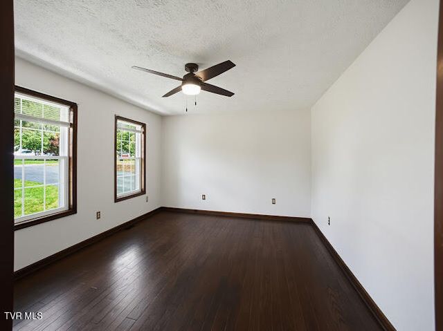 44 Deel Street, Lebanon, VA 24266