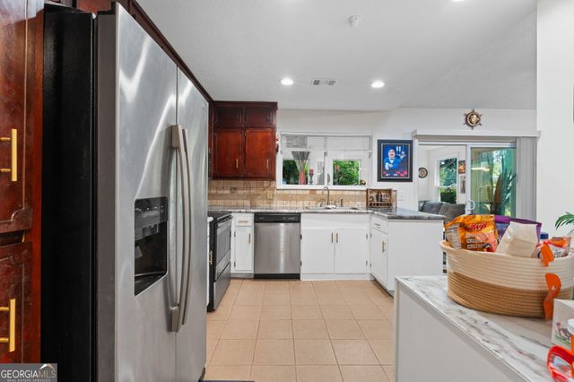 2174 Martin Way, Jonesboro, GA 30236