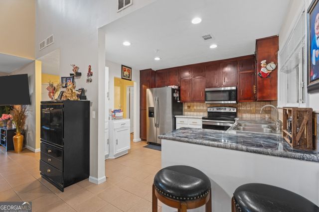 2174 Martin Way, Jonesboro, GA 30236