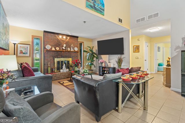 2174 Martin Way, Jonesboro, GA 30236