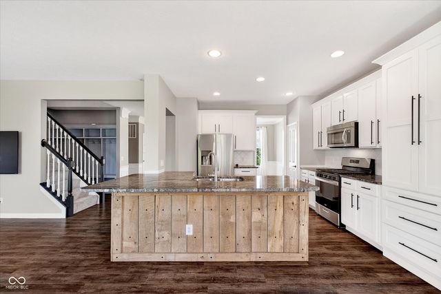 11106 Woodpark Drive, Noblesville, IN 46060