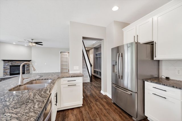 11106 Woodpark Drive, Noblesville, IN 46060