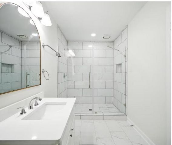 473 VAUGHN RD, Memphis, TN 38122