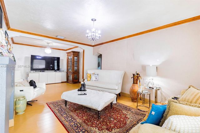 619 SW 39th Avenue, Miami, FL 33134