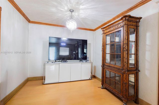 619 SW 39th Avenue, Miami, FL 33134